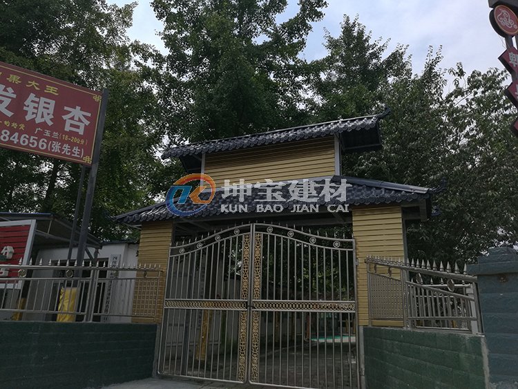 郫縣友愛(ài)鎮(zhèn)銀杏莊園農(nóng)家樂(lè)樹(shù)脂瓦門(mén)頭